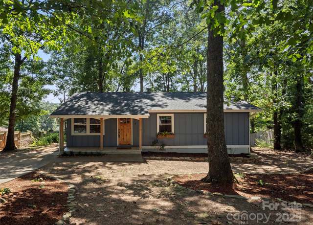 Property at 4 Merlin Way, Asheville, NC 28806, 3 beds, 1.5 baths