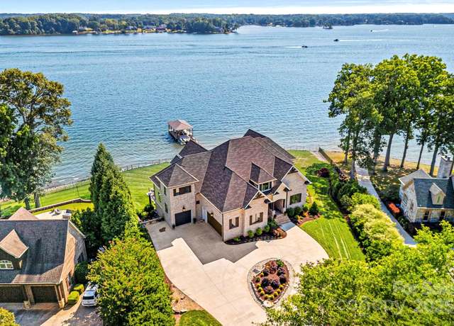 Property at 132 Rollingwood Ln, Mooresville, NC 28117, 4 beds, 6 baths