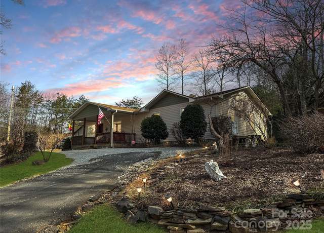 Property at 5398 US 221 Hwy N, Marion, NC 28752, 3 beds, 1.5 baths