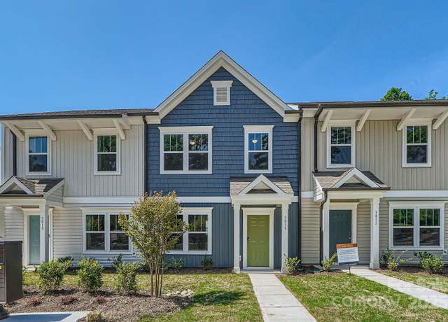 Property at 3015 Howell Mill Rd, Charlotte, NC 28208, 3 beds, 2.5 baths