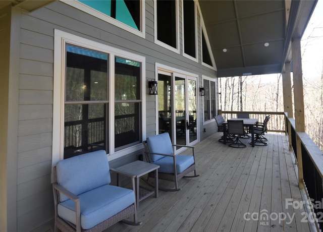 Property at 601 Tater Patch Rd, Maggie Valley, NC 28751, 3 beds, 3 baths