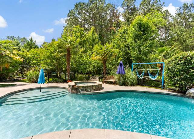 Property at 5418 Commodore Pl, Clover, SC 29710, 4 beds, 4.5 baths