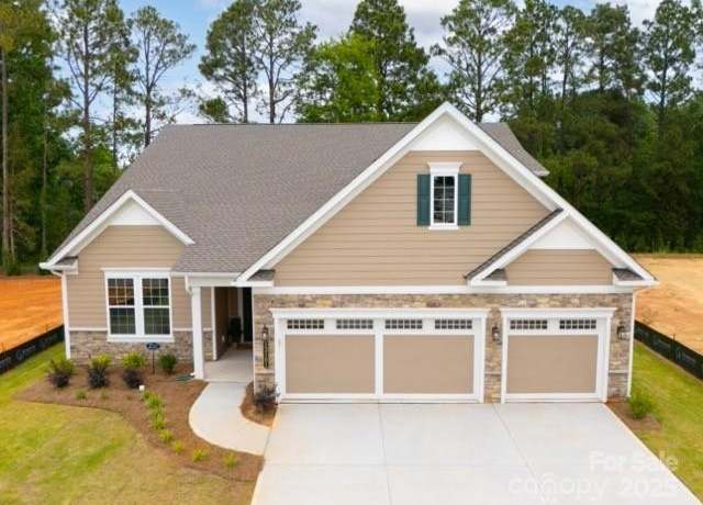 Property at 13101 Cozy Ct, Charlotte, NC 28215, 4 beds, 4 baths