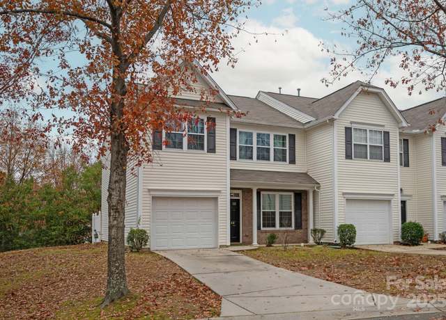 Property at 2269 Winthrop Chase Dr, Charlotte, NC 28212, 5 beds, 3 baths