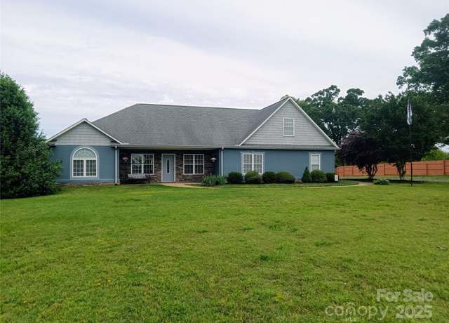 Property at 4330 Goodman Lake Rd, Salisbury, NC 28146, 4 beds, 2.5 baths
