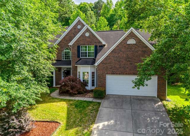 Property at 12719 Vantage Point Ln, Huntersville, NC 28078, 5 beds, 3 baths