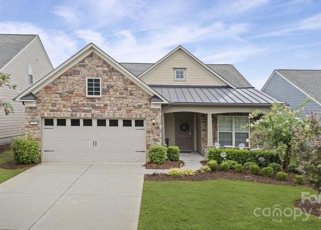 Property at 685 Birchway Dr, Fort Mill, SC 29715, 2 beds, 2 baths