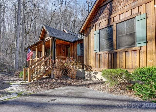 Property at 220 Boulder Creek Ln, Tuckasegee, NC 28783, 3 beds, 2 baths