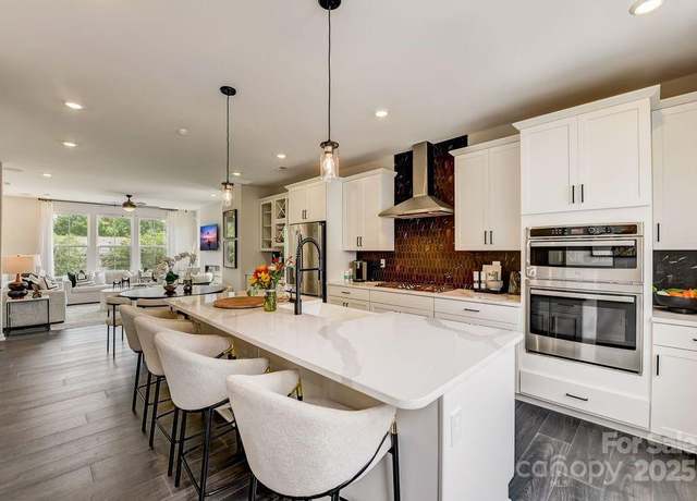 Property at 747 Hoke Ln, Davidson, NC 28036, 4 beds, 3.5 baths