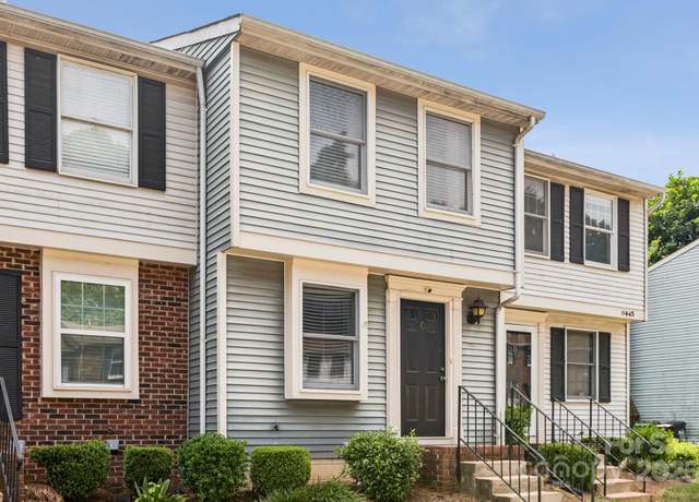 Property at 9445 Lexington Cir Unit C, Charlotte, NC 28213, 3 beds, 2 baths