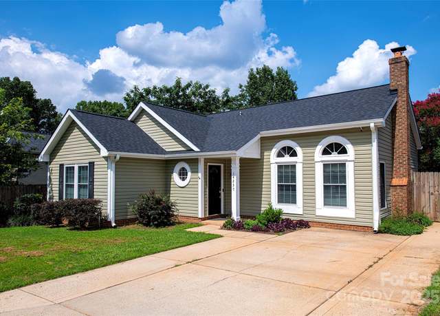 Property at 14237 Quartz Ln, Pineville, NC 28134, 3 beds, 2 baths