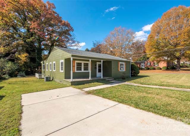 Property at 221 Magnolia St, Statesville, NC 28625, 14 beds, 9 baths