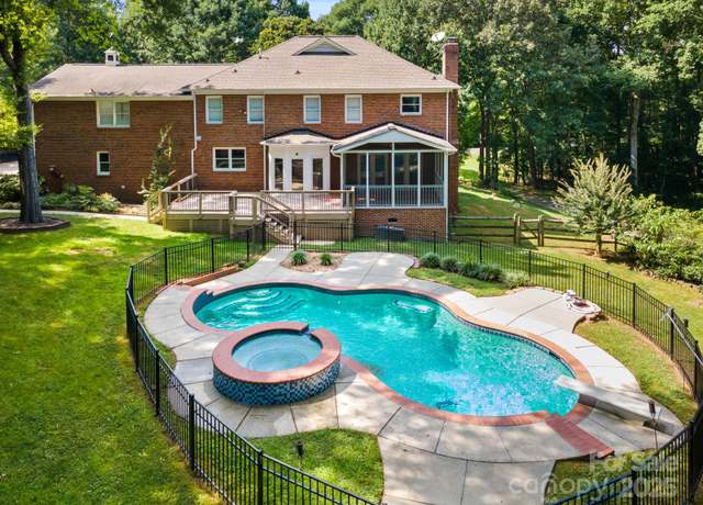 Property at 1134 Willow Oaks Trl, Matthews, NC 28104, 4 beds, 2.5 baths