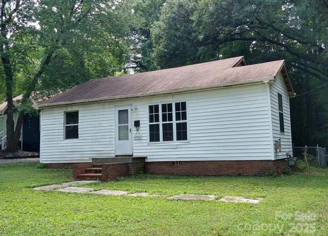 Property at 2500 Crispin Ave, Charlotte, NC 28208, 2 beds, 1 bath