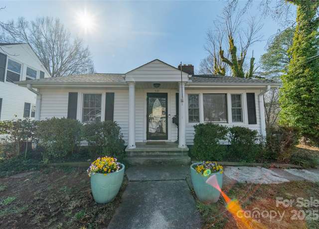 Property at 531 Elm St, Salisbury, NC 28144, 3 beds, 2 baths