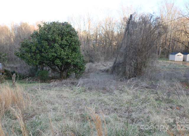 Property at 270 N Broadway St, Forest City, NC 28043