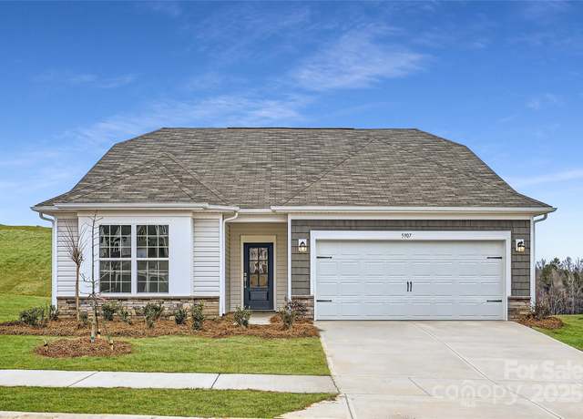 Property at 5907 Oak Branch Cir, Maiden, NC 28650, 3 beds, 2 baths