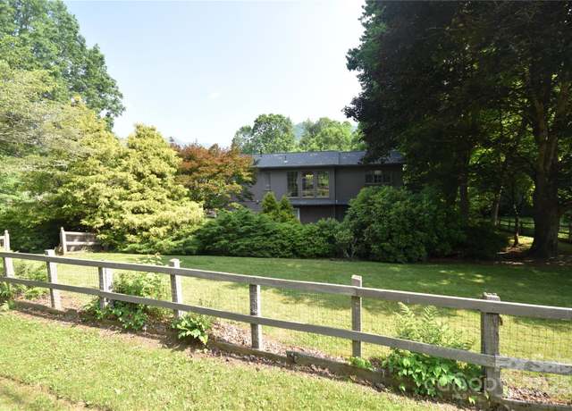 Property at 41 Balsam Shadows Rd, Maggie Valley, NC 28751, 3 beds, 3 baths