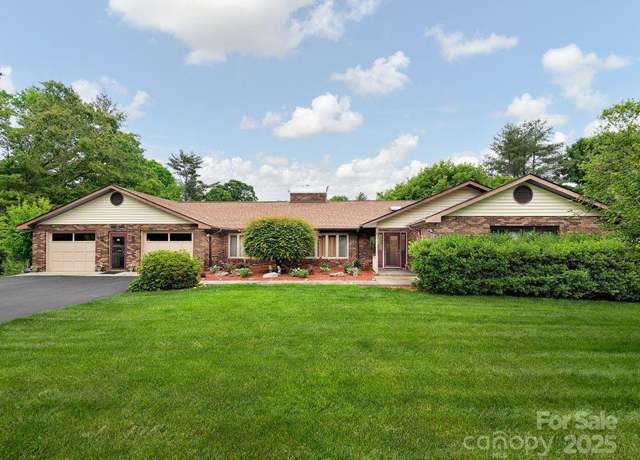 Property at 218 Brown Rd, Hendersonville, NC 28791, 3 beds, 4 baths