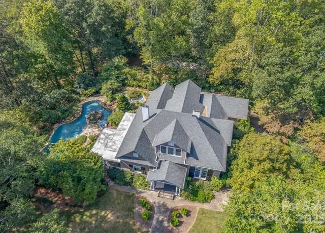 Property at 447 & 459 N Washington St, Rutherfordton, NC 28139, 8 beds, 4.5 baths