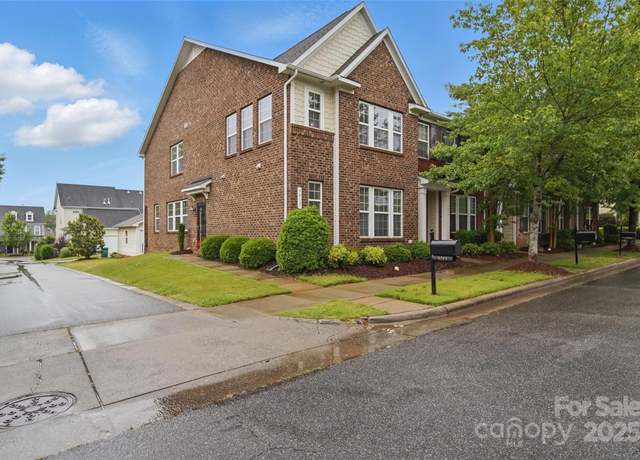 Property at 3013 Coventry Commons Dr, Mint Hill, NC 28227, 3 beds, 2.5 baths