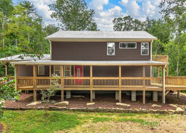 Property at 114 Nature Dr, Hendersonville, NC 28792, 3 beds, 3 baths