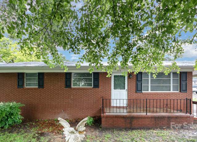 Property at 2218 W Fifth Ave, Gastonia, NC 28052, 3 beds, 1 bath