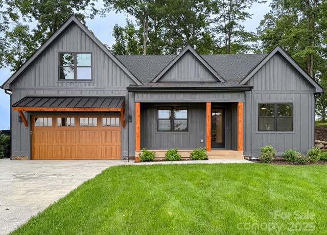 Property at 44 Skylar Ln, Mills River, NC 28759, 3 beds, 2 baths
