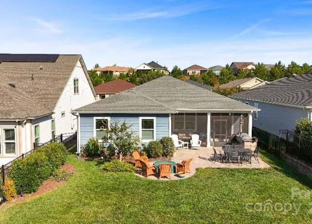 Property at 5002 Looking Glass Trl, Denver, NC 28037, 3 beds, 2 baths