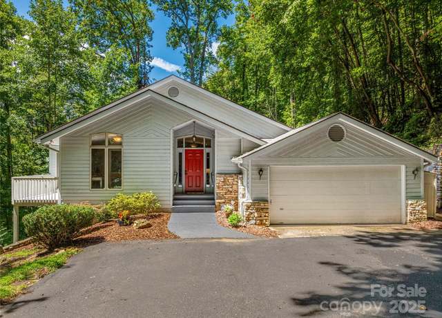 Property at 150 Sondley Pkwy, Asheville, NC 28805, 4 beds, 3 baths