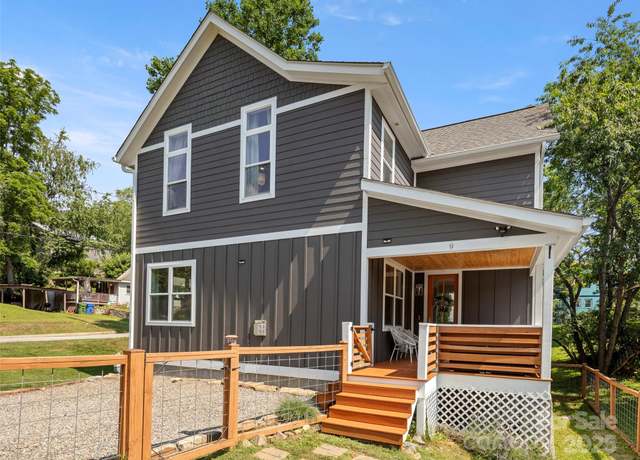Property at 9 Pennsylvania Ave, Asheville, NC 28806, 4 beds, 2.5 baths