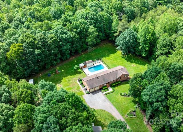 Property at 4916 Leepers Creek Rd, Maiden, NC 28650, 4 beds, 2.5 baths