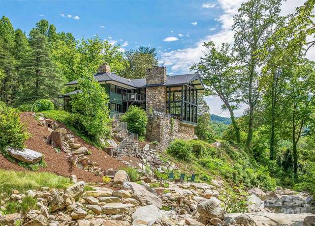 Property at 400 Kings Dr, Lake Lure, NC 28746, 11 beds, 7.5 baths