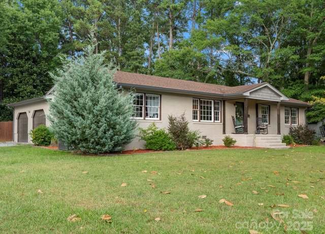 Property at 102 Ridge Ave, Clover, SC 29710, 3 beds, 2 baths