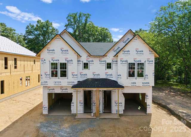 Property at 507 Bowman Rd, Charlotte, NC 28217, 3 beds, 2.5 baths