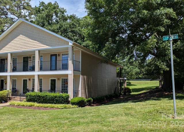 Property at 1985 Lancer Ct, Gastonia, NC 28054, 1 bed, 1.5 baths