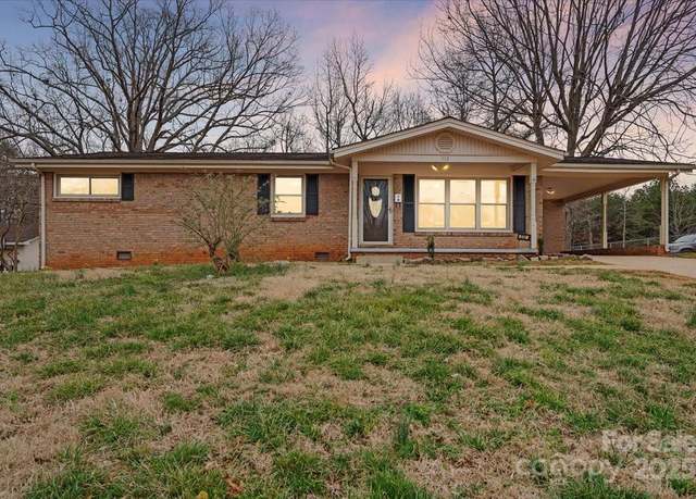 Property at 512 Rhodes Ave, Kings Mountain, NC 28086, 3 beds, 1.5 baths