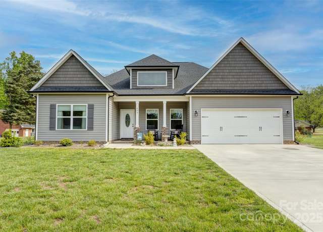 Property at 604 Airport Rd, Kannapolis, NC 28081, 4 beds, 3 baths