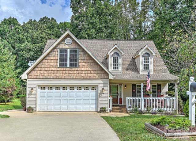 Property at 68 Locust Meadow Ln, Weaverville, NC 28787, 3 beds, 3 baths
