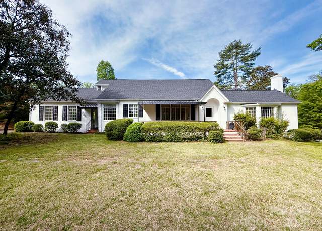 Property at 559 N Washington St, Rutherfordton, NC 28139, 4 beds, 2 baths
