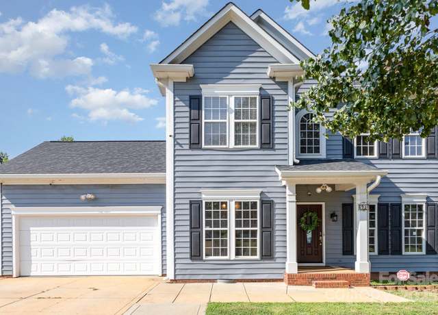 Property at 6930 Culloden More Ct, Charlotte, NC 28217, 3 beds, 3.5 baths