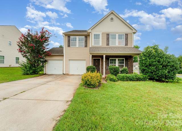 Property at 1459 Winter Dr, Statesville, NC 28677, 3 beds, 2.5 baths