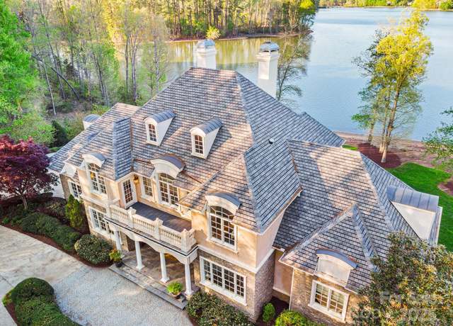 Property at 210 Dexter Ave, Kannapolis, NC 28081, 4 beds, 7 baths