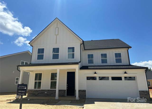 Property at 4122 Eastover Glen Rd #0316, Charlotte, NC 28269, 4 beds, 3 baths