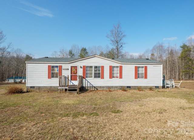 Property at 4454 Windy Hill Rd, Morganton, NC 28655, 3 beds, 2 baths
