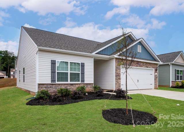 Property at 5712 Skinny Ln, Charlotte, NC 28215, 3 beds, 2 baths