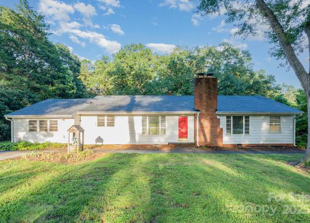 Property at 1617 Fairfield Dr, Gastonia, NC 28054, 3 beds, 2 baths