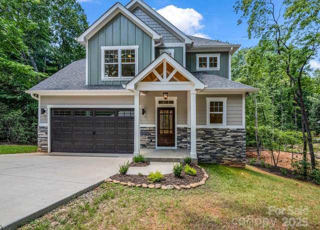 Property at 492 Mountain View Dr, Columbus, NC 28722, 3 beds, 3 baths