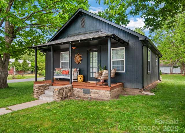 Property at 291 Camelot Dr, Waynesville, NC 28786, 2 beds, 1 bath
