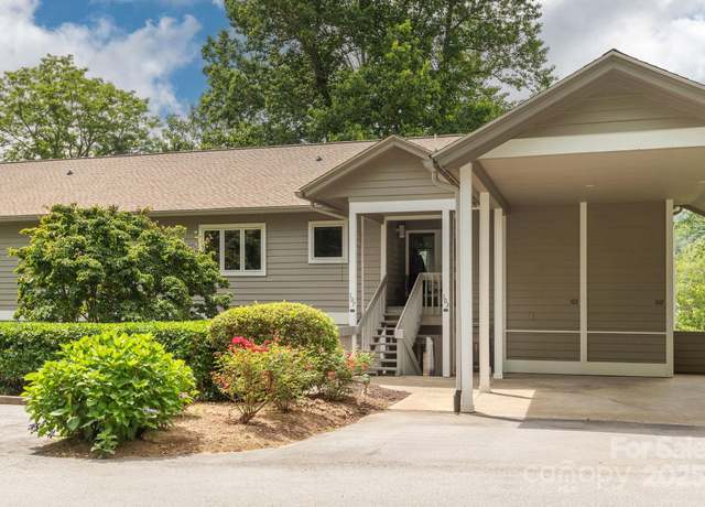 Property at 103 Golfside Dr, Flat Rock, NC 28731, 2 beds, 2 baths